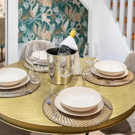 Apartment Monte Carlo Monaco Border - Luxury - Cozy - Loft - Mezzanine *